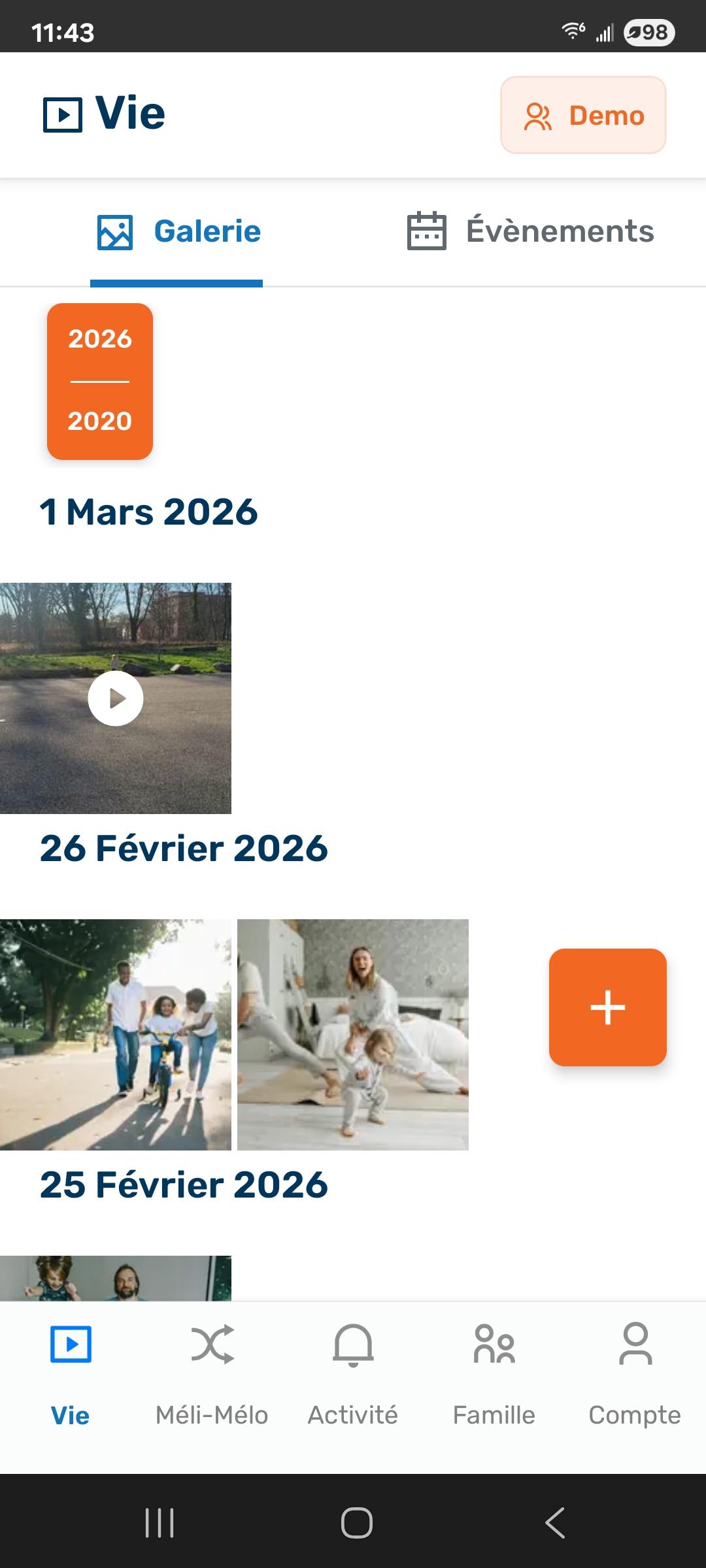 Galerie photos et vidéos de la famille dans l'application MemoFamille